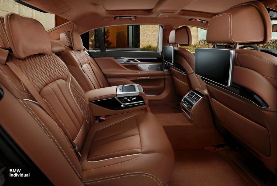  BMW 7-Series Individual 2016 года  (фото 6 из 11)